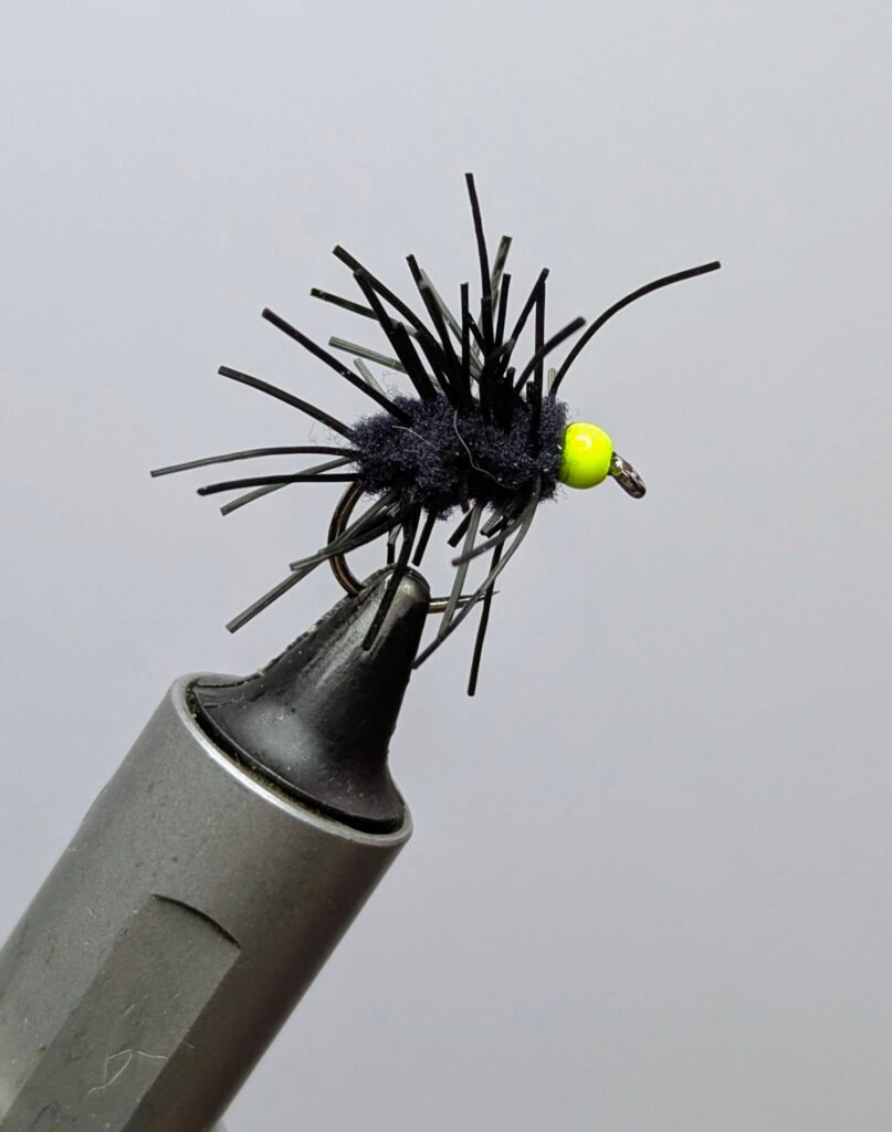 Black Chartreuse beaded Creeper Blob x 1 Barbless.