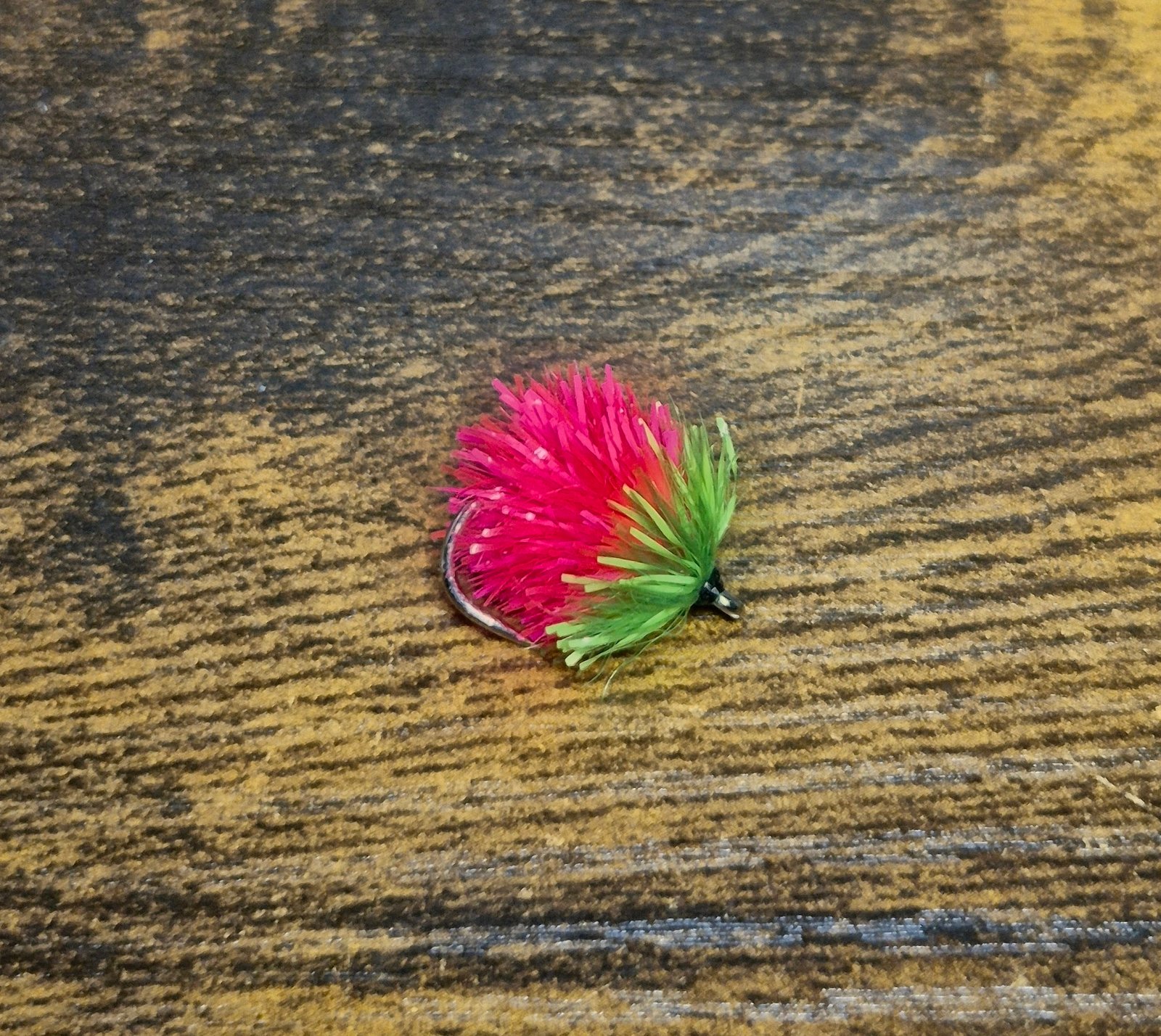 Hot Coral & Hulk Blob x 1 Barbless.