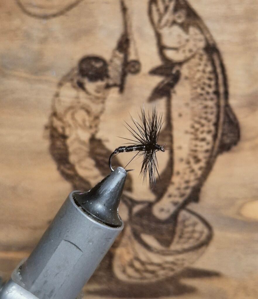 Black Midge Dry Fly (BUDGET FLY).