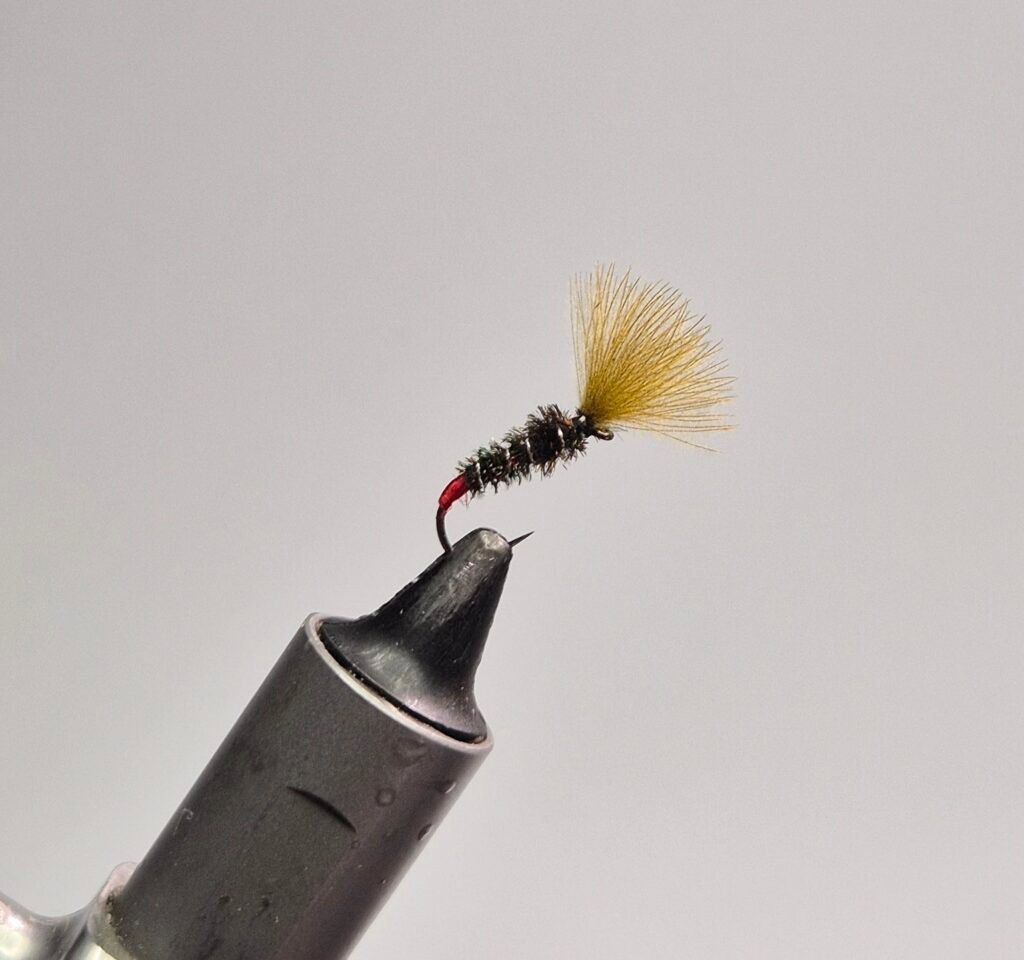 Olive CDC Buzzer (BUDGET FLY) Barbless.