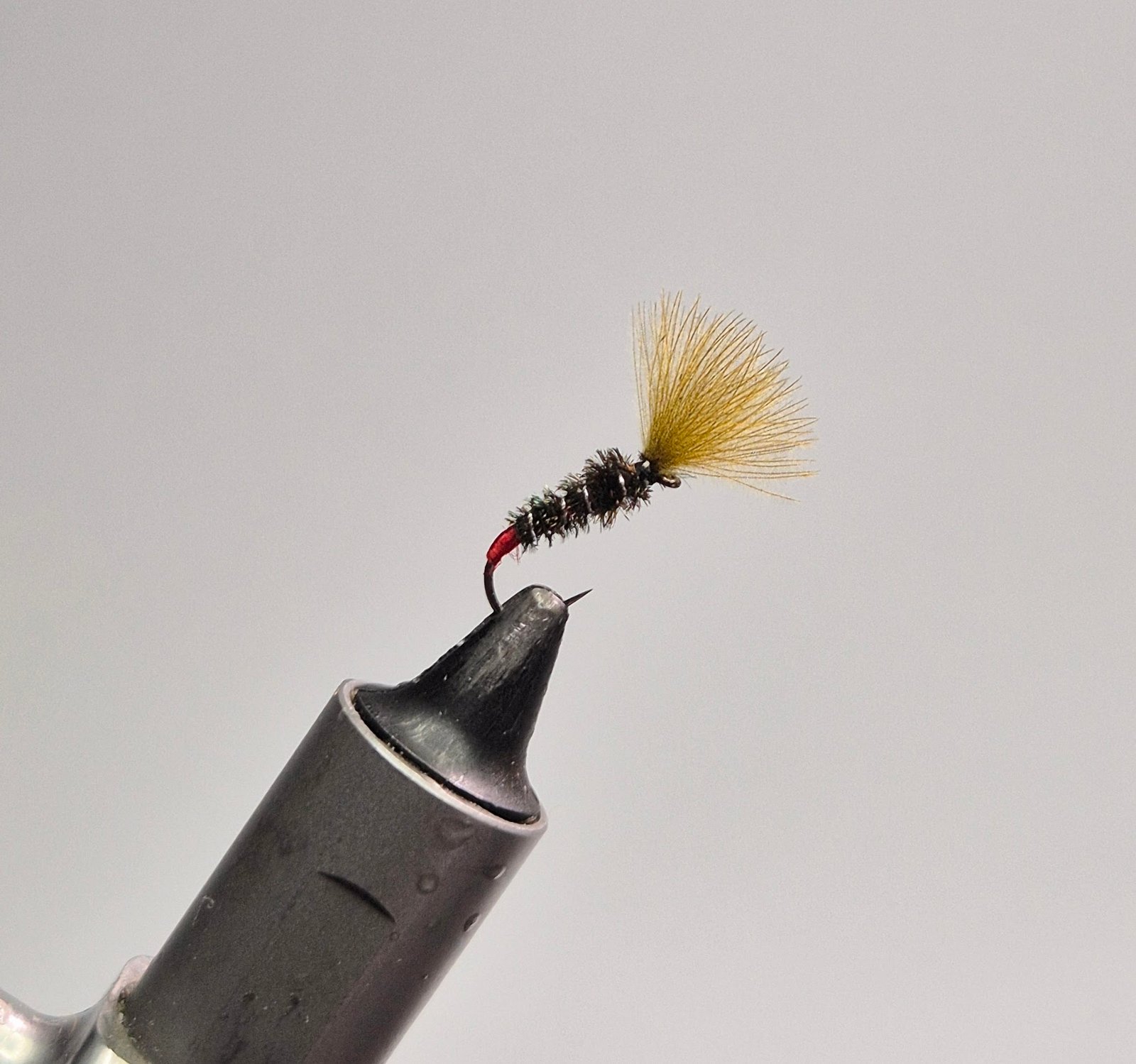Olive CDC Buzzer (BUDGET FLY) Barbless.