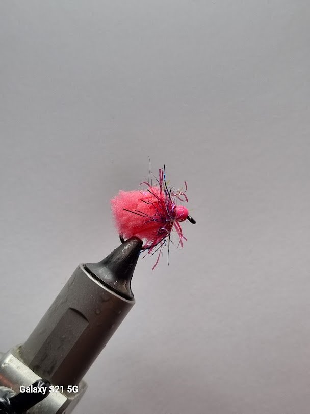 Pink Goblin Egg-it Egg Fly Barbless.